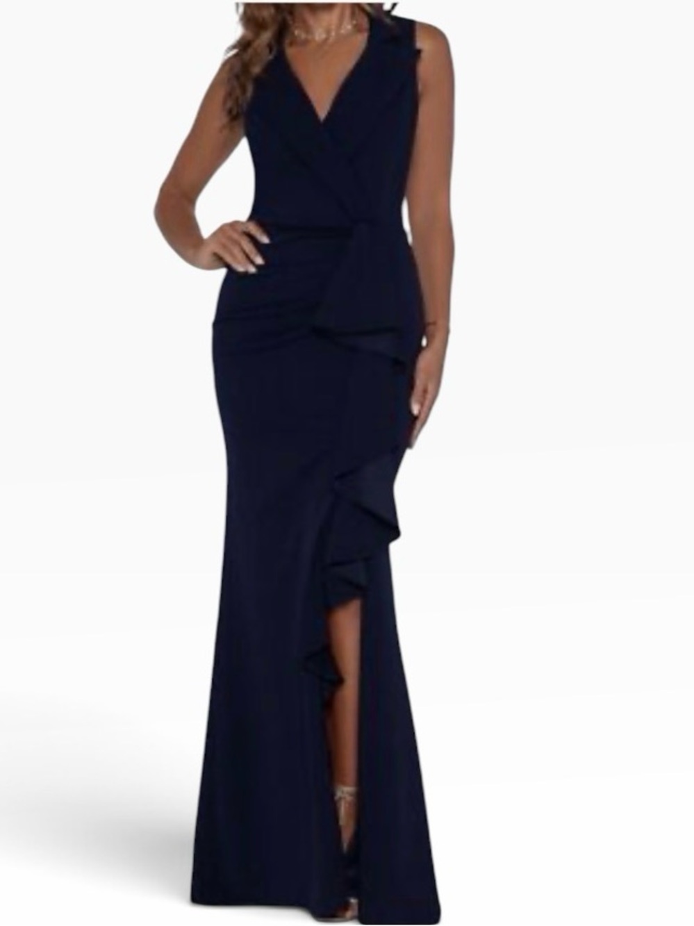 Betsy & Adam Sleeveless Ruffled Tuxedo
Gown Size 14P BLACK